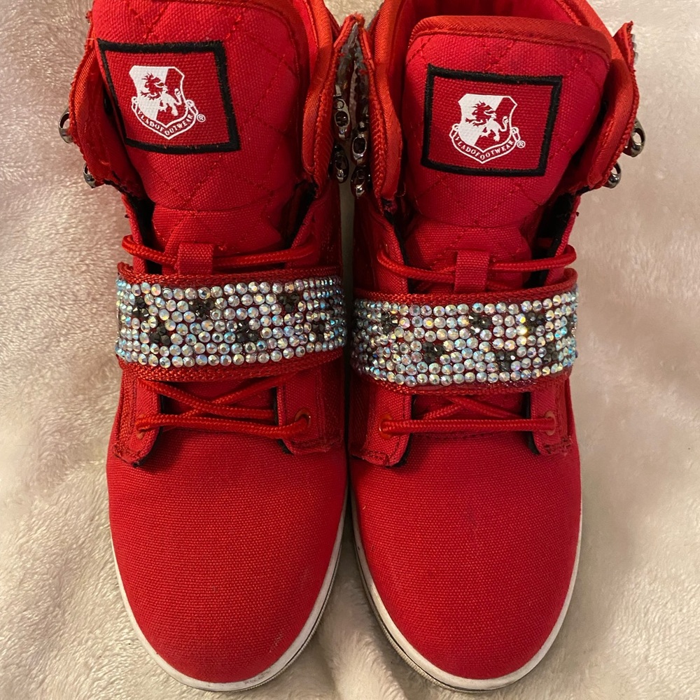 Red vlado footwear
